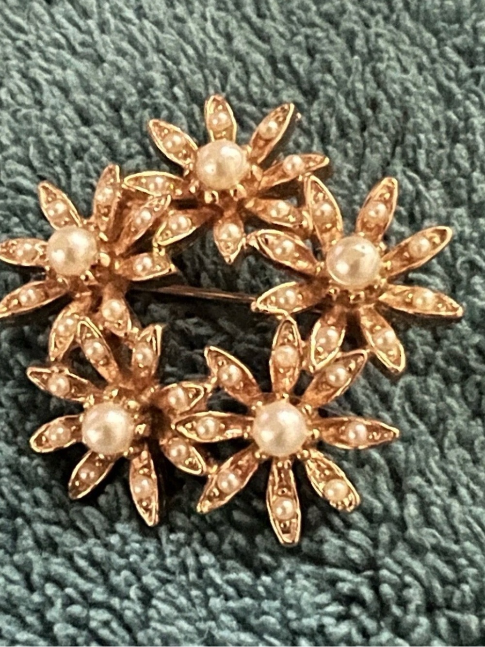 Gold-Tone Pearl Daisy Cluster Brooch - Women Jewelry